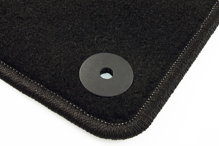 TAPIS POUR VW GOLF V 2003-2008 BASIC CARMAT photo 5 - milautoparts-fr.ukrlive.com