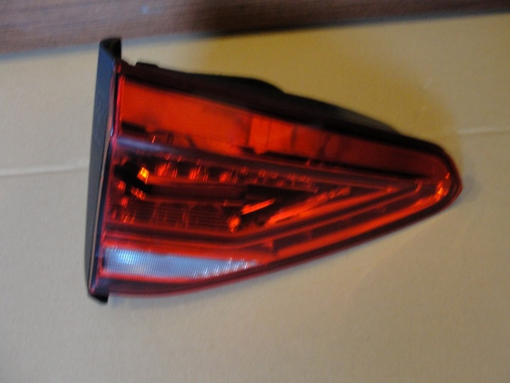 LAMP LEFT REAR REAR VW TOURAN 5T 5TA 5TA945307 photo 1 - milautoparts-fr.ukrlive.com