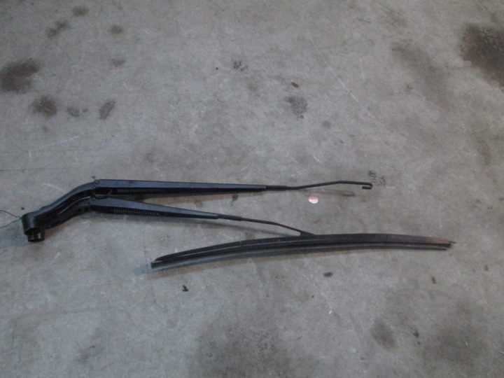 HOLDER ARMS WIPER BLADES BMW X1 E84 photo 1 - milautoparts-fr.ukrlive.com