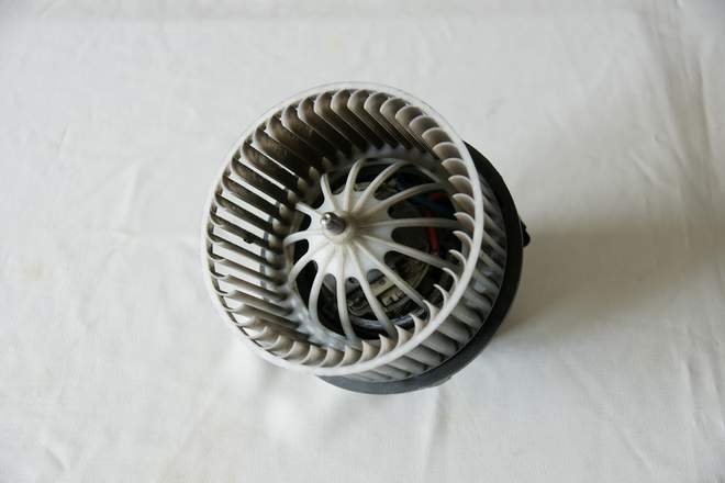 AIR BLOWER FAN VOLVO S80 V70 XC60 XC70 EUROPE photo 2 - milautoparts-fr.ukrlive.com