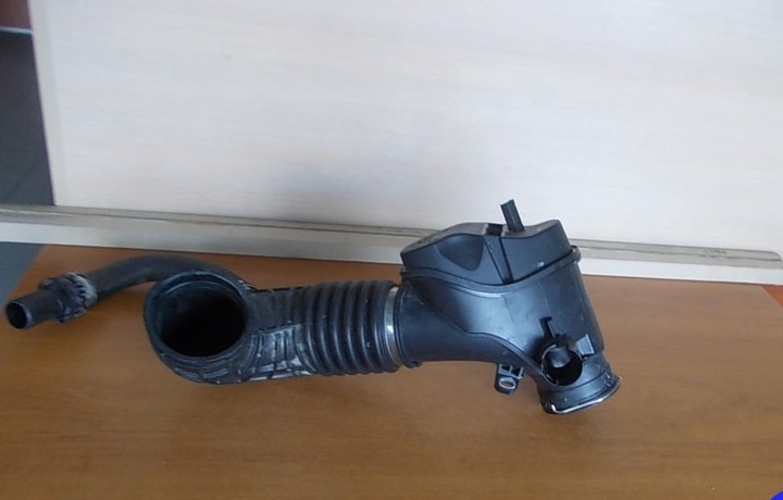 TUBE AIR INTAKE AIR BMW 1 photo 1 - milautoparts-fr.ukrlive.com