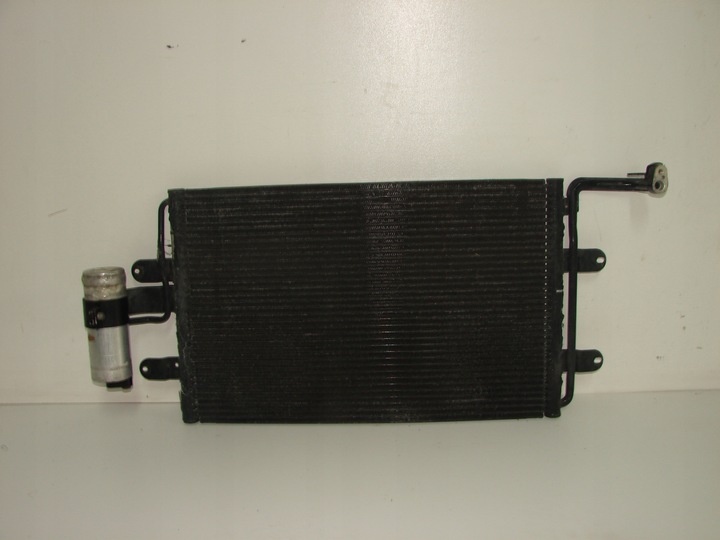 RADIATOR AIR CONDITIONER AUDI A3 96- GOLF IV photo 1 - milautoparts-fr.ukrlive.com