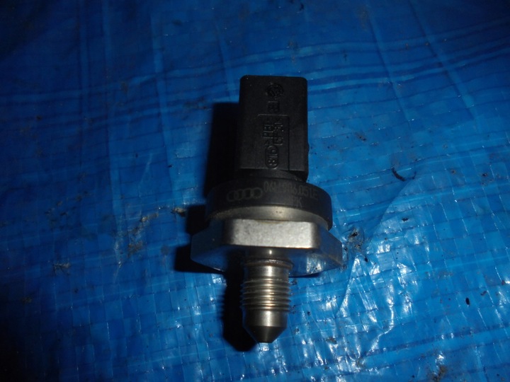 SENSOR PRESSURE AUDI A4 A5 A6 Q5 06H906051E photo 1 - milautoparts-fr.ukrlive.com