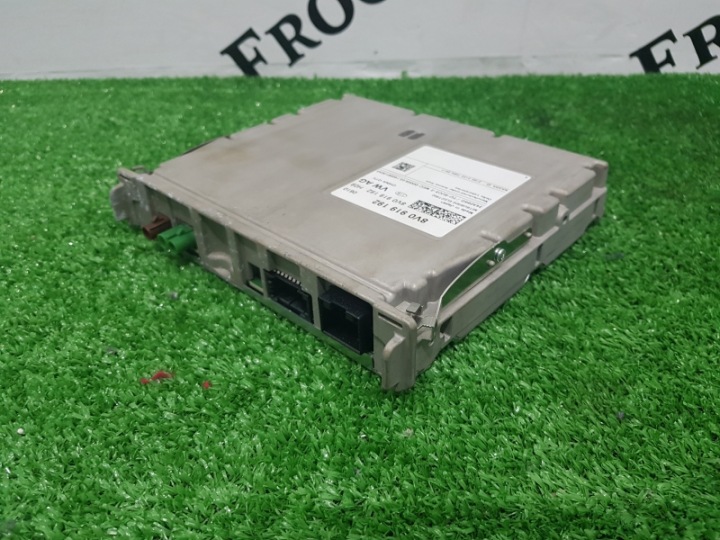 AUDI TT 8S 2.0 TFSI S-LINE SYNTONISEUR TV 8V0919192