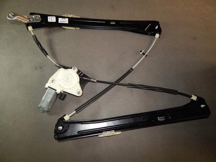 VW TIGUAN II MECHANISM GLASS RIGHT FRONT 5NA837462 photo 1 - milautoparts-fr.ukrlive.com