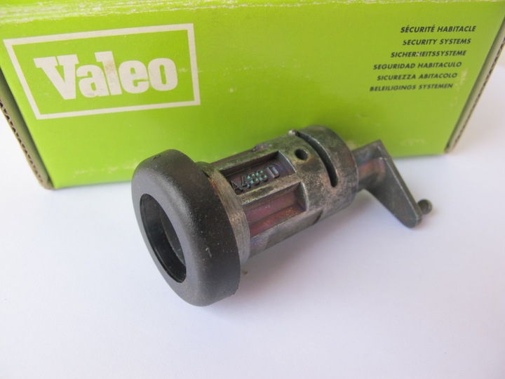 INSERT ELEMENT LOCK RIGHT FRONT FIAT UNO 3D VALEO 256262 photo 2 - milautoparts-fr.ukrlive.com