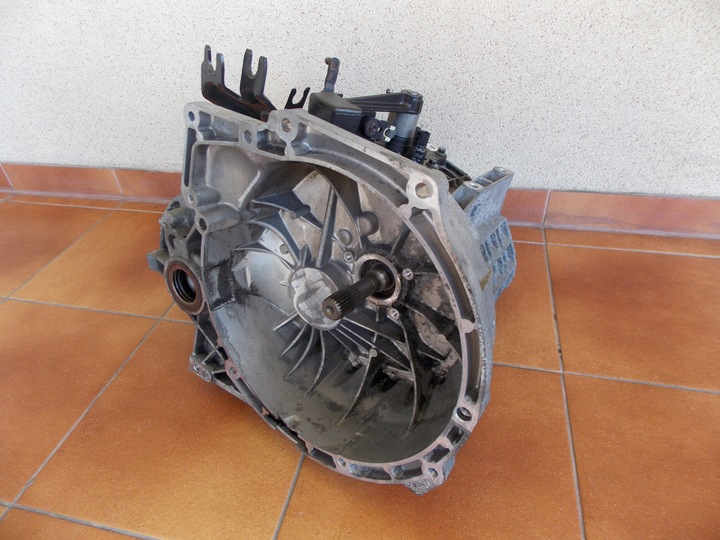 C-MAX I 03- 1.6 TDCI BOX GEAR 6M5R7002YB photo 2 - milautoparts-fr.ukrlive.com