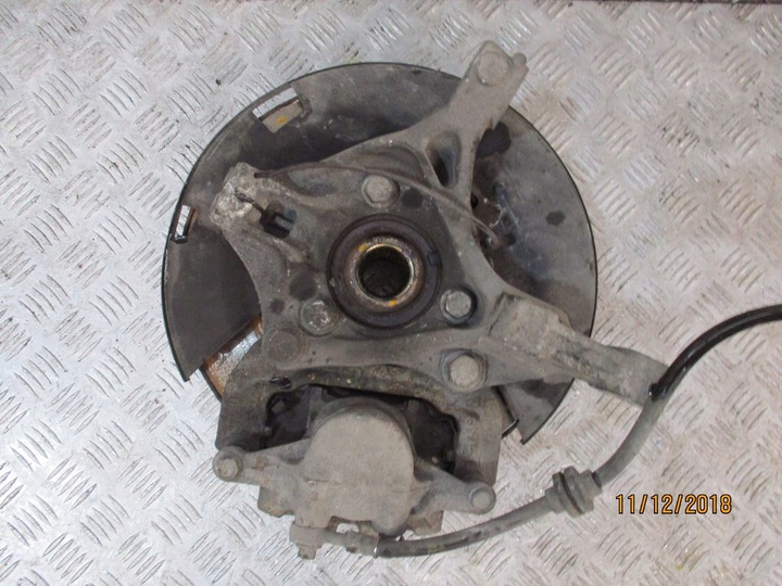 HUB ZWROTNICE OPEL ZAFIRA C 2,0CDTI photo 2 - milautoparts-fr.ukrlive.com