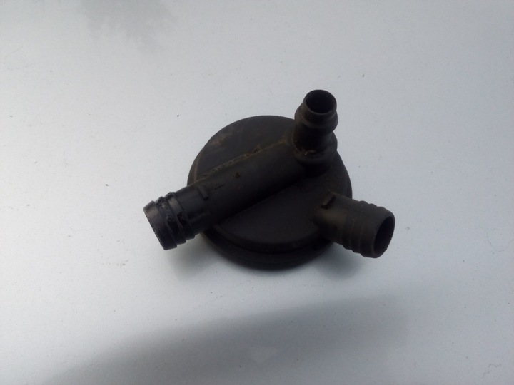 CRANKCASE VENT TUBE ENGINE AUDI 80 B4 2,0 ABK 037129101K photo 2 - milautoparts-fr.ukrlive.com