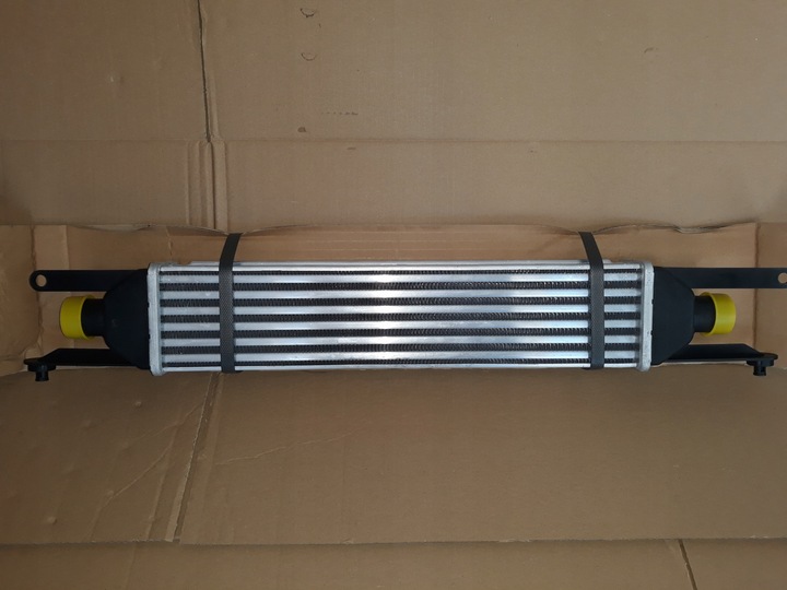 NEW CONDITION RADIATOR INTERCOOLER FIAT LINEA 1.3 MJTD 07- photo 1 - milautoparts-fr.ukrlive.com