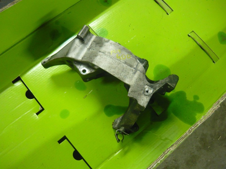 BMW 7 F01 740D 3.0D BRACKET ENGINE LUBELSKIE photo 1 - milautoparts-fr.ukrlive.com