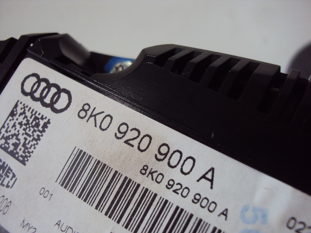 COMPTEUR AUDI A4 B8 8K0920900A