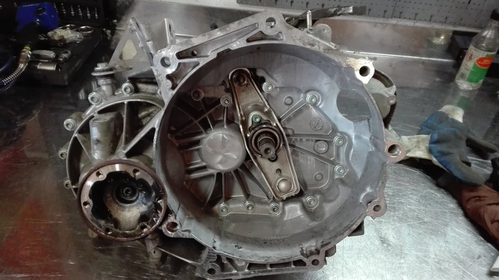 Коробка передач vw caddy iii 2.0 sdi mbs hfn, fzt, jjs, kbq, Ціна