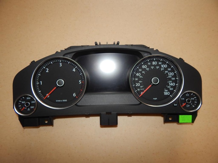 Vw touareg 7p 3.0 v6 tdi щиток приладів 7p6920982l, Ціна