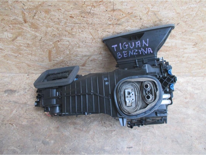Vw tiguan 1.4 tsi отопитель комплектная 2012 европа, Цена