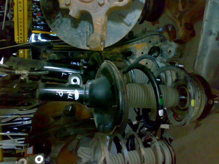 фото №1, Hyundai h1 h300 starex 06 13 амортизатор переднє p