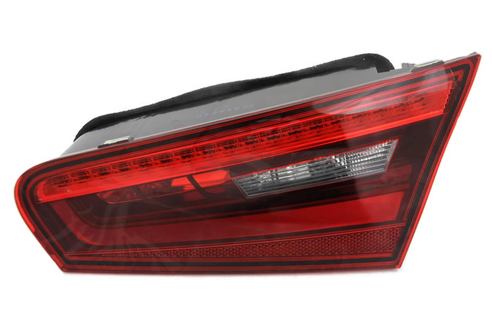 фото №1, Audi a3 3d 2012- лампа зад задня led права нова