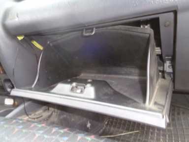 фото №3, Кришка бардачок пасажира mazda 323p ba v 3d hb 96-