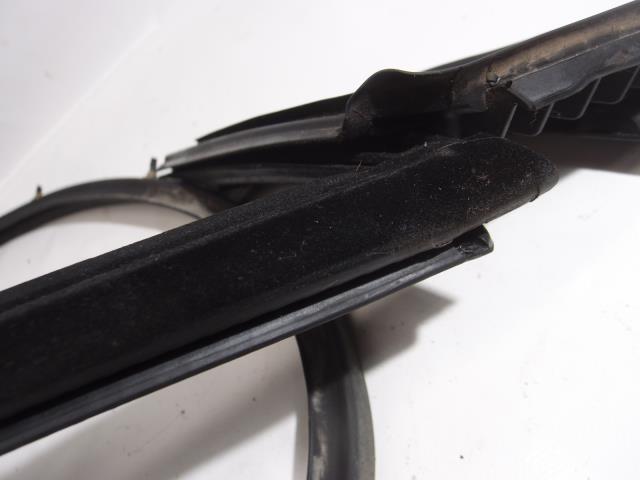 фото №7, Прокладка двері права 99753753202 porsche cayman s