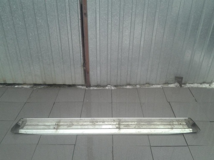 фото №4, Toyota rav4 правая планка пороговая порог 2000-2005