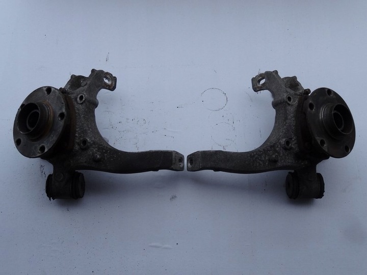 фото №2, Audi a8 d2 99-02r поворотный кулак ступица задняя зад l/p