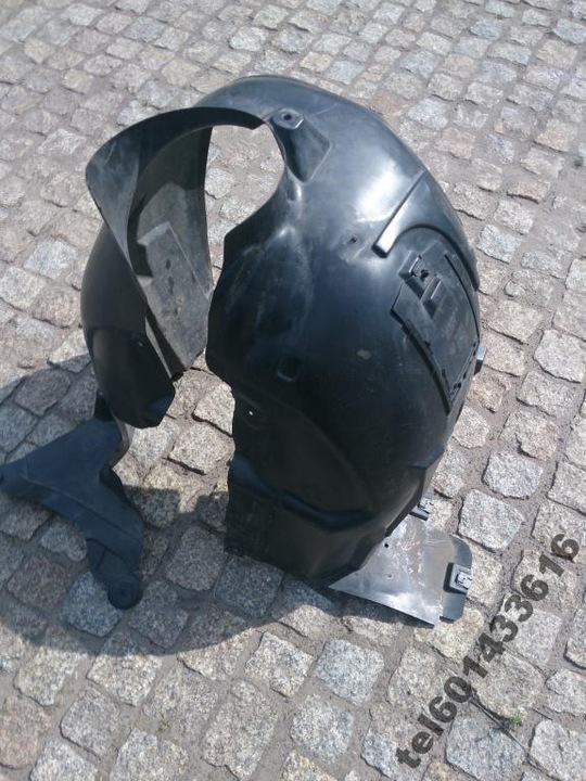 фото №1, Mercedes a 176 подкрылок перед передние amg w176 оригинал