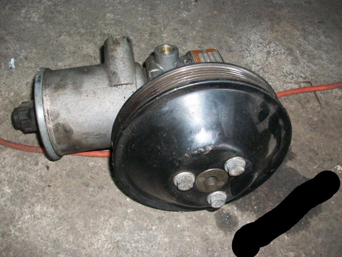 фото №1, Колесо ременное насоса mercedes w202 c-klsa 93-01