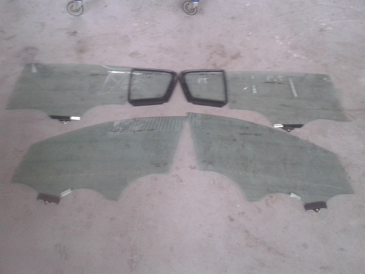 фото №1, Kia sportage iv 2016 стекло дверь зад правая левая