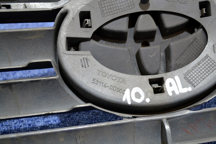 фото №7, Toyota avensis t25 решётка решётка радиатора хром 531140d060