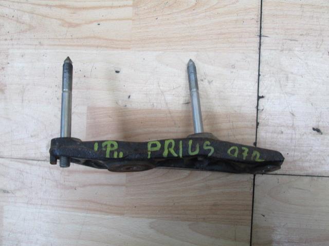 фото №1, Лапи двигуна toyota prius 04-09r