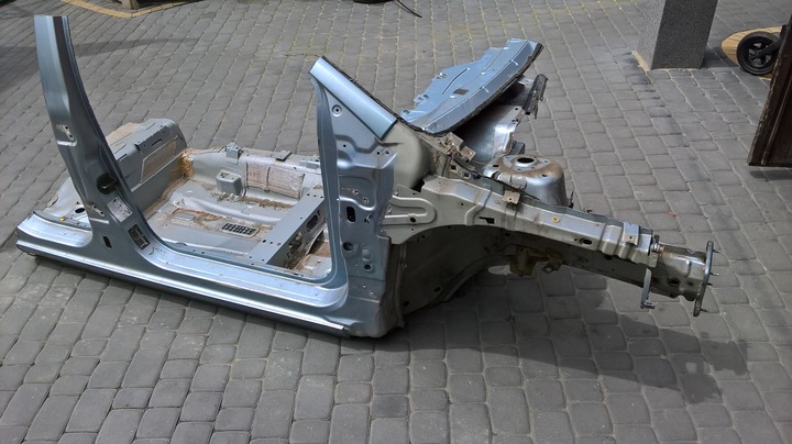 фото №1, Фартук стойка порог правый focus mk2 2006 htb