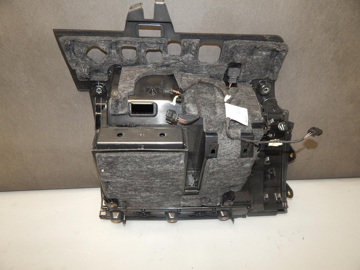 фото №4, Audi a8 d4 4h бардачок пассажира 4h1857096