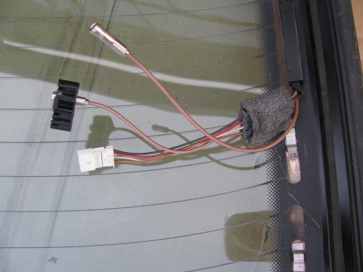 фото №3, Mercedes c-klasa w203 скло зад задня