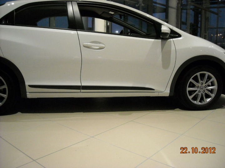 фото №10, Honda civic ix 2012-17 5d i tourer планки бічні