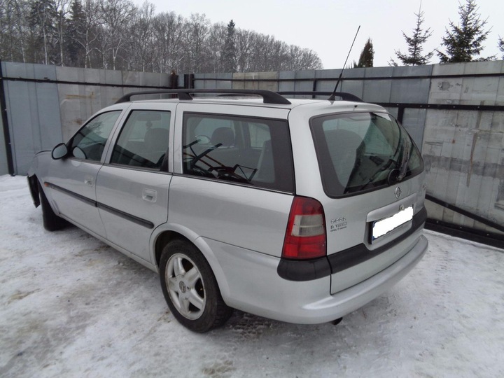 фото №8, Оббивка боковина ліва зад opel vectra b шкіра