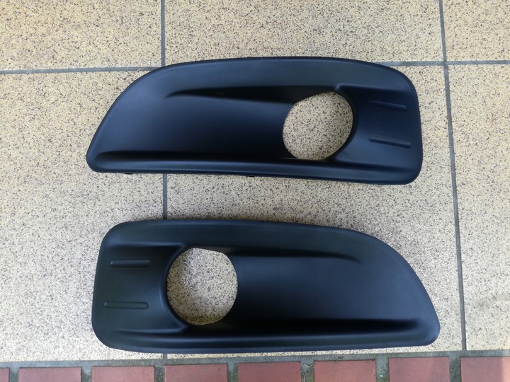 фото №1, Citroen c4 2010- рамка протитуманні фари комплект