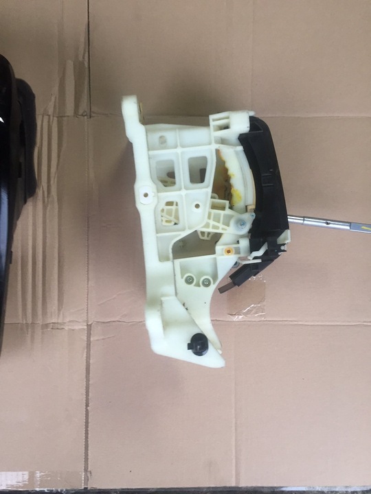 фото №1, Домкрат стержень kia cee'd автомат at 2009 2012