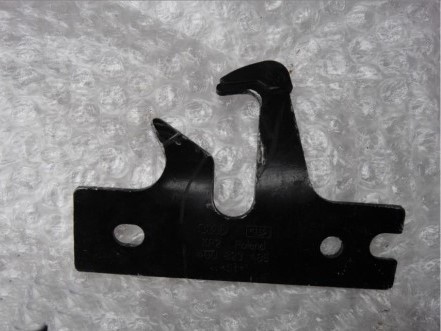 фото №1, Audi a6 s6 rs6 a7 s7 rs7 засов капота 4g0823485