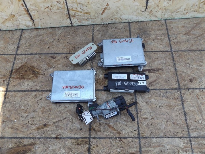 фото №1, Комп'ютер двигуна lincoln ls 3.9 2006r