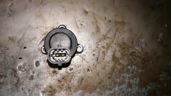 фото №3, Cherokee nitro 2.8 crd 08- клапан давления топлива