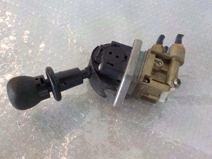 фото №7, Man 18.440 важіль гальма ручного 9617231180