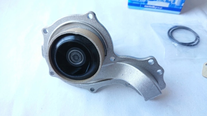 фото №11, Насос воды audi seat vw 1,8t -05 pa679