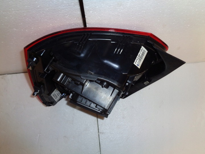 фото №6, Vw polo 6c 5 v лампа зад ліва 6c0945095k