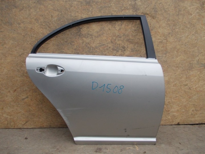 PORTIÈRE ARRIÈRE DROIT TOYOTA AVENSIS T25 BERLINE 03-08