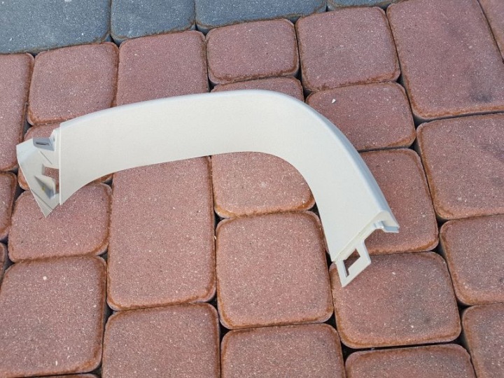 Leiste Schutzleiste wykonczeniowa heckklappe Opel Zafira C 13289558