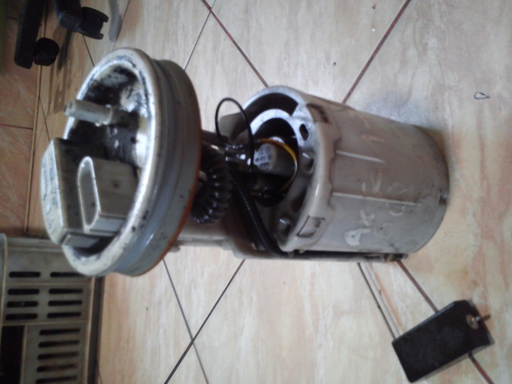 Pompe alimentation carburant VW POLO IV 9N 1.9 TDI SEAT IBIZA III OE