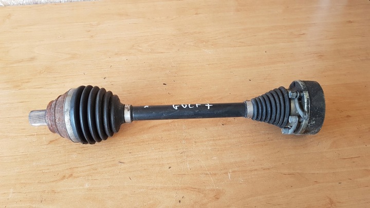 ANTRIEBSWELLE LINKS VORNE SEAT LEON III 3 VW GOLF VII 7