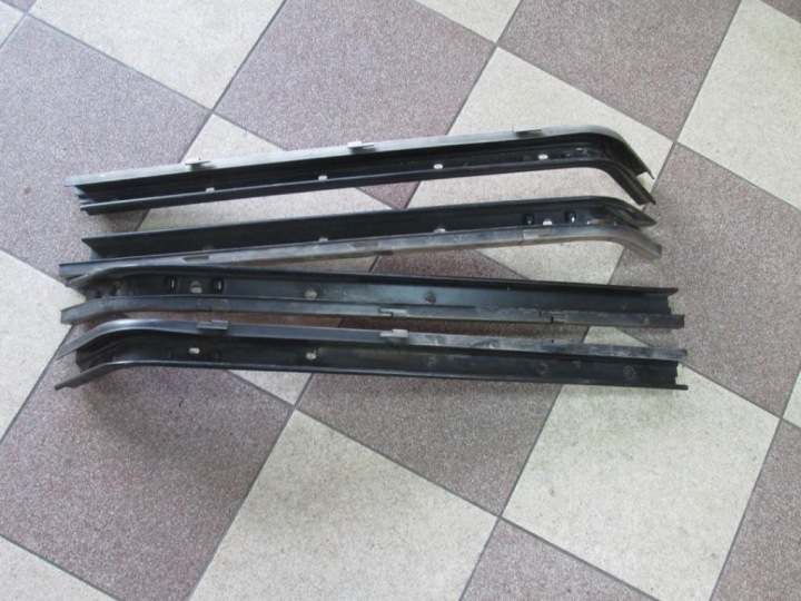 Prowadnica rail door przesownych VW Sharan 7N0