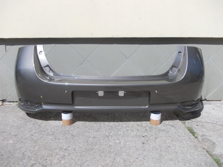 TOYOTA AURIS II HB LIFT 15- 2015 STOSSSTANGE HINTEN HECK