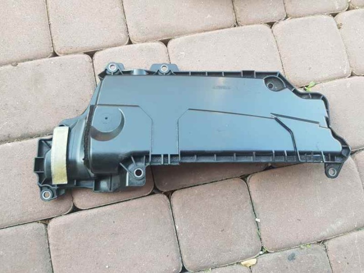 Kryt ventilov Movano III 2.3 DCI 8200805844